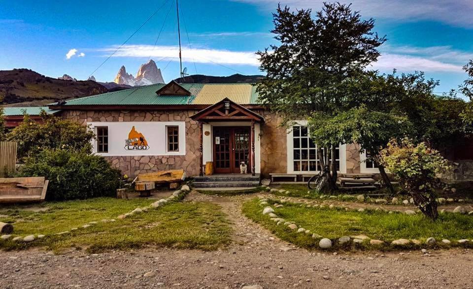 Hostel Del Lago, Habitaciones Privadas Y Cabanas El Chalten Exterior photo